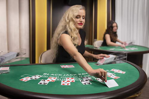 live-casino-girl
